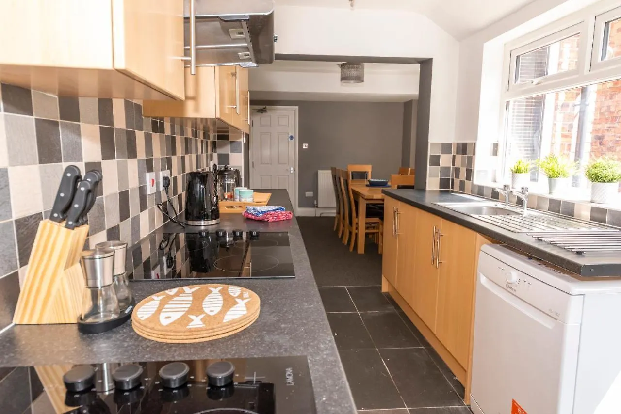 Coastal Escape At 31, Scarborough Holiday Home